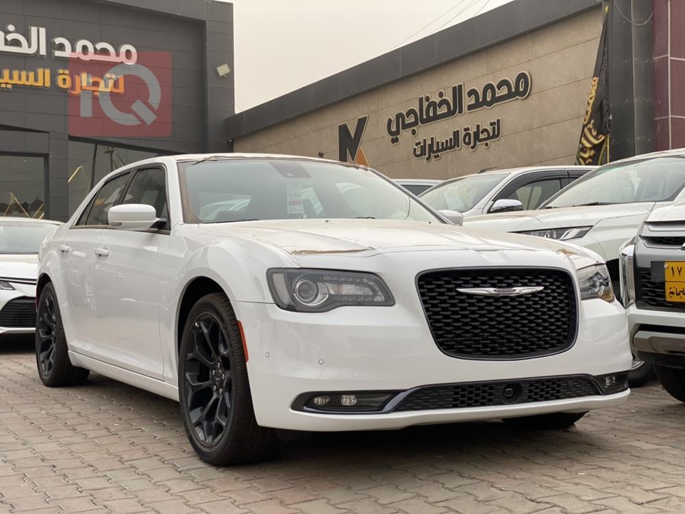 كرايسلر 300